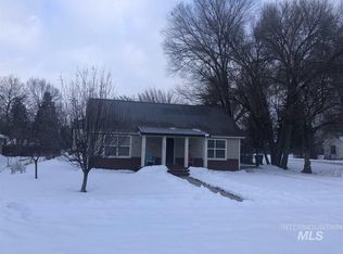 206 W Whiteley Ave, Council, ID 83612