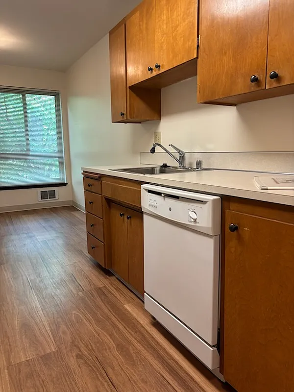 Legend House — Photo 3