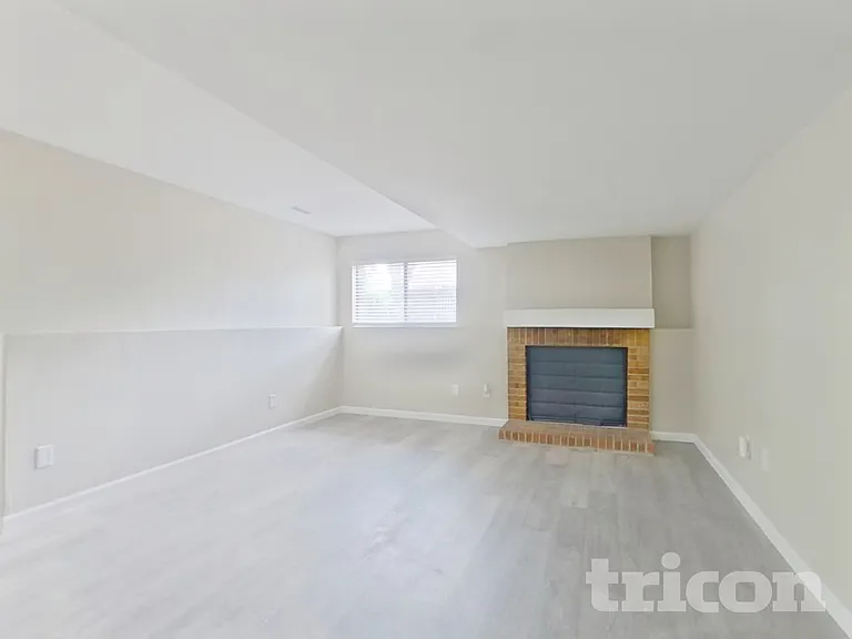 16890 Blue Mist Cir — Photo 20