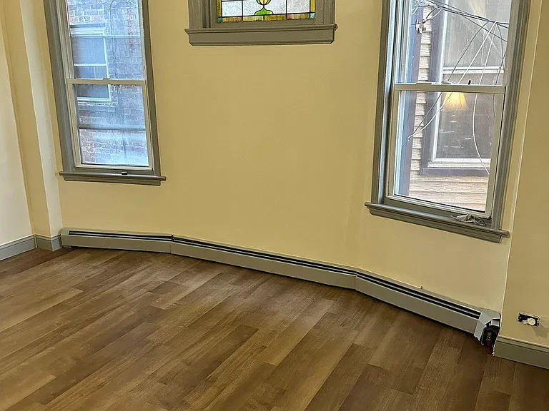 60 Dayton St #1 — Photo 4