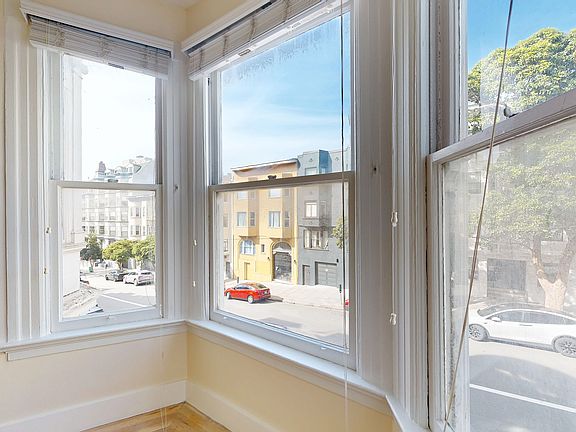 2nd image of 1637 Sacramento St APT 5