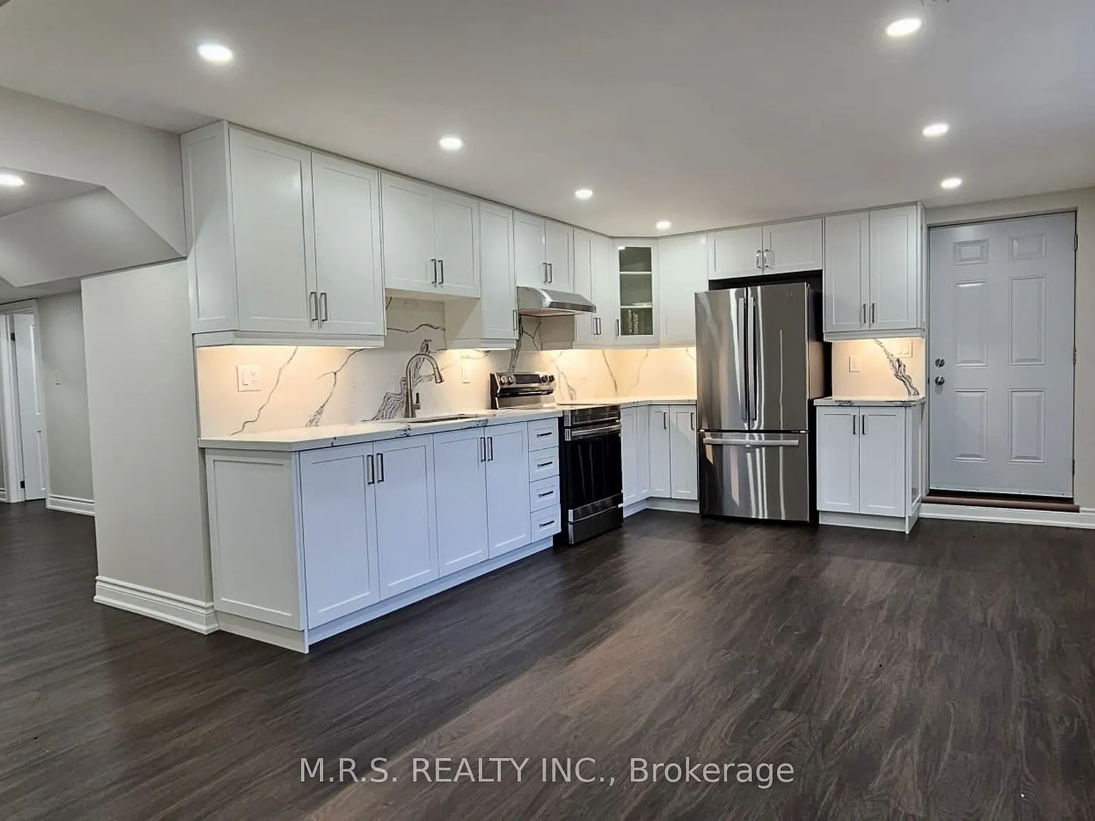 2 bed, $1,800 — Photo 3