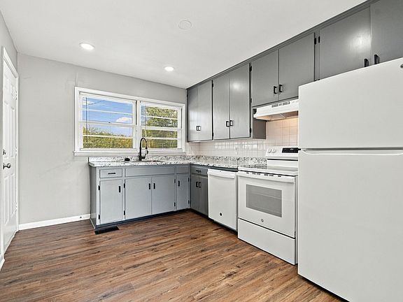 2nd image of 101 W 7th St