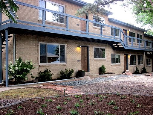 2nd image of 2464 9th St