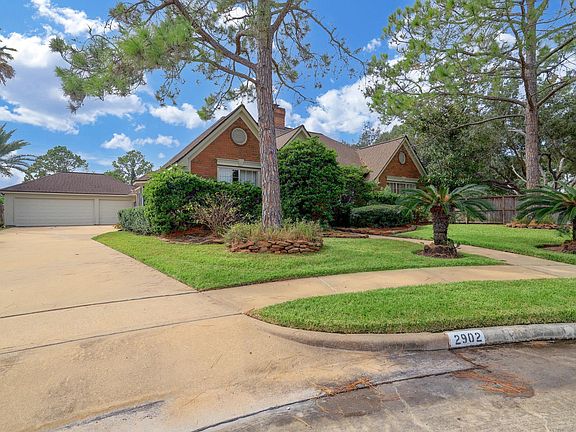2nd image of 2902 Stonewall Ct