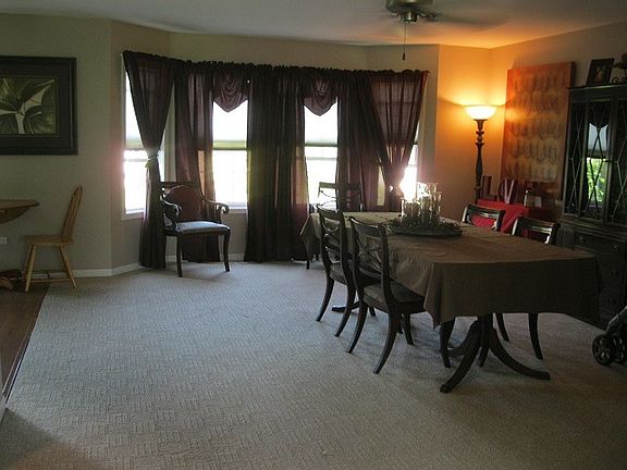 5th image of 1872 Faxon Dr