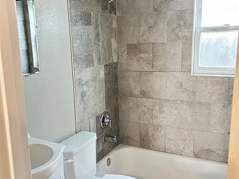 3025 Prospect St #2 — Photo 10