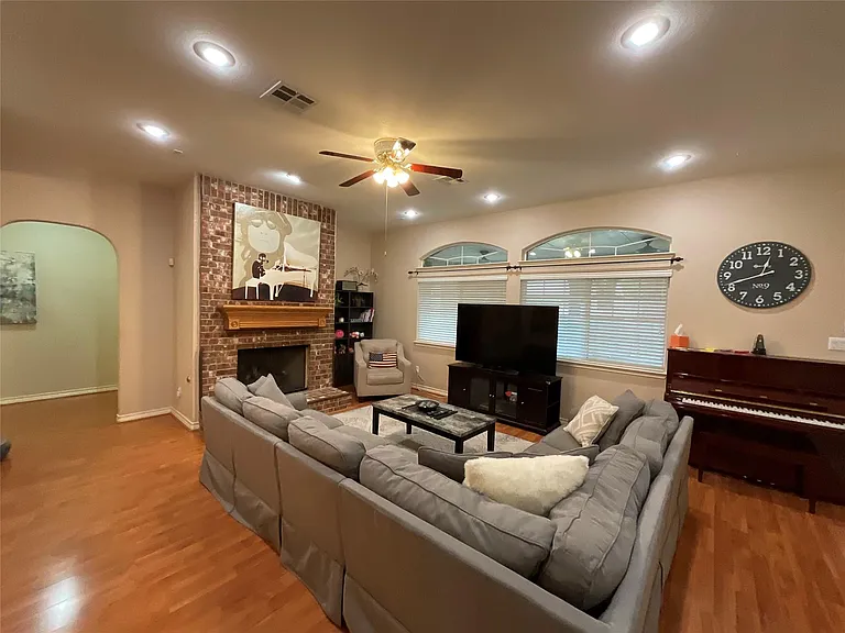 16901 Ennis Trl — Photo 15