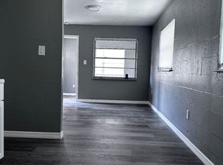 307-309 3rd Ter SW, Mulberry, FL 33860