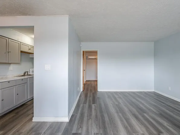 209 N Woodland Dr #19, Radcliff, KY 40160