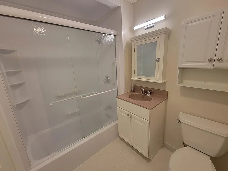 64 Oxbow Dr #B3 — Photo 14