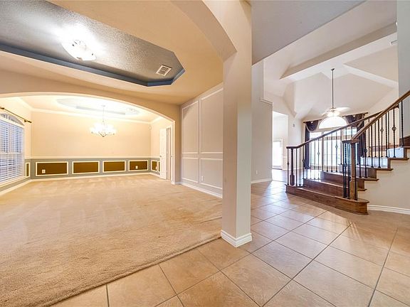 3rd image of 3600 Barrydale Dr