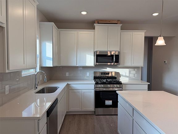 6th image of this home