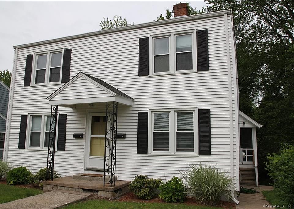 1st image of 8 Lincoln Ave
