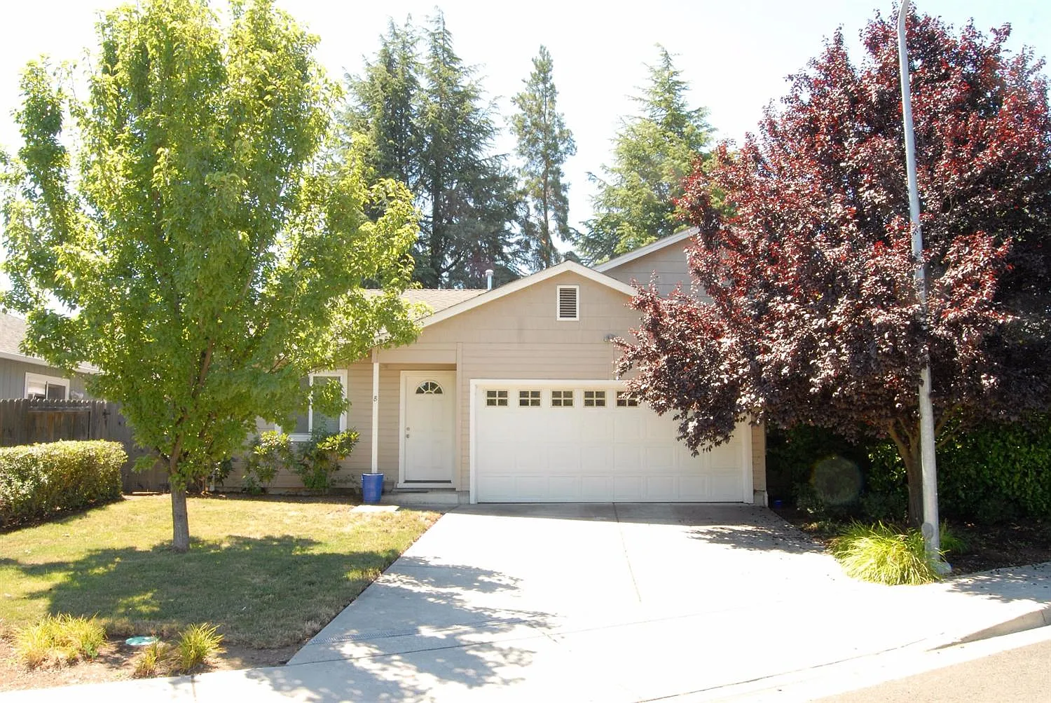 3150 Forest Hills Dr APT B photo 1