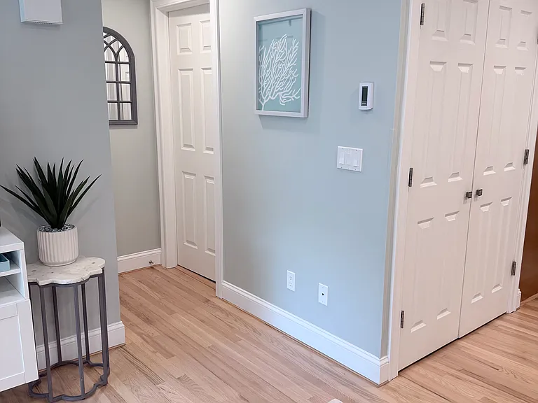 53 Hatfield St #B — Photo 11