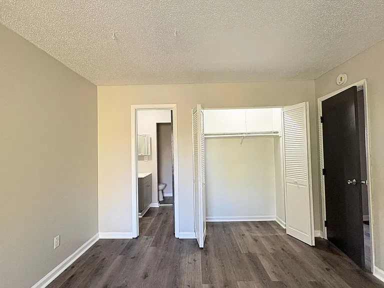 7420 Rockleigh Ave #A — Photo 56