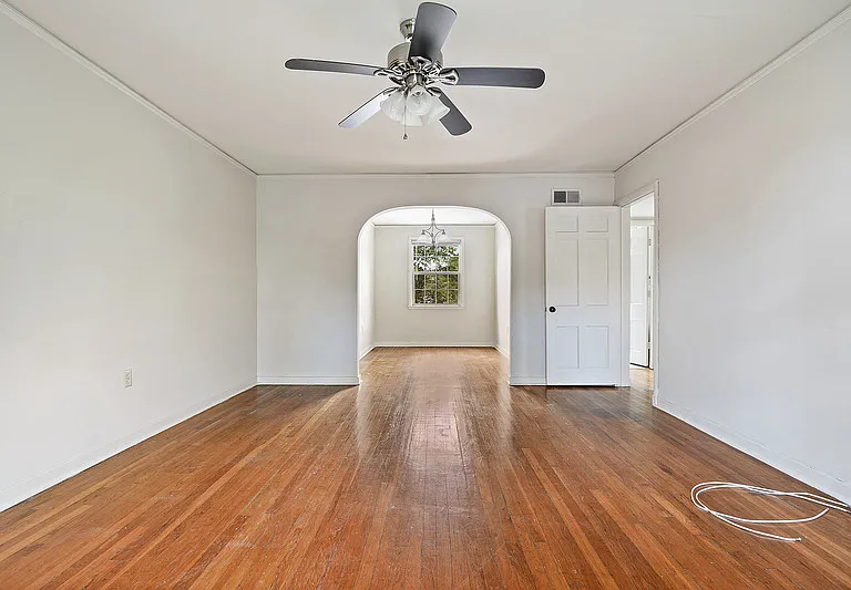 4238 Perkins Rd — Photo 7