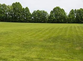 4199 Whitetail Woods Dr, Bargersville, IN 46106