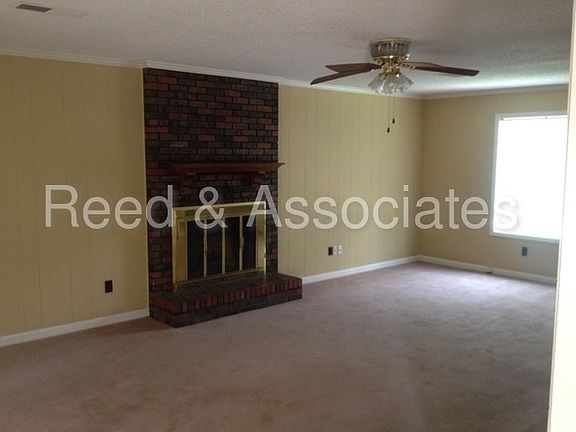 4th image of 2308 E Lake Oaks Dr