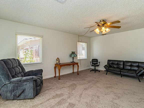 4th image of 2205 E Peralta Way