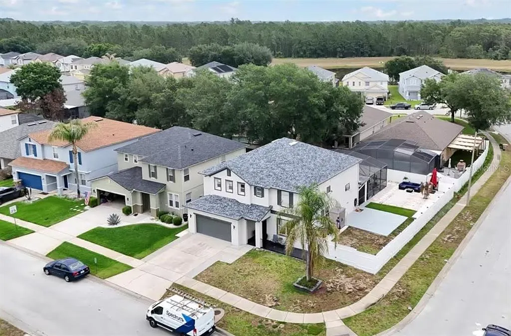 5 bed, 3.5 bath, 3155 sqft, $3,750 — Photo 3