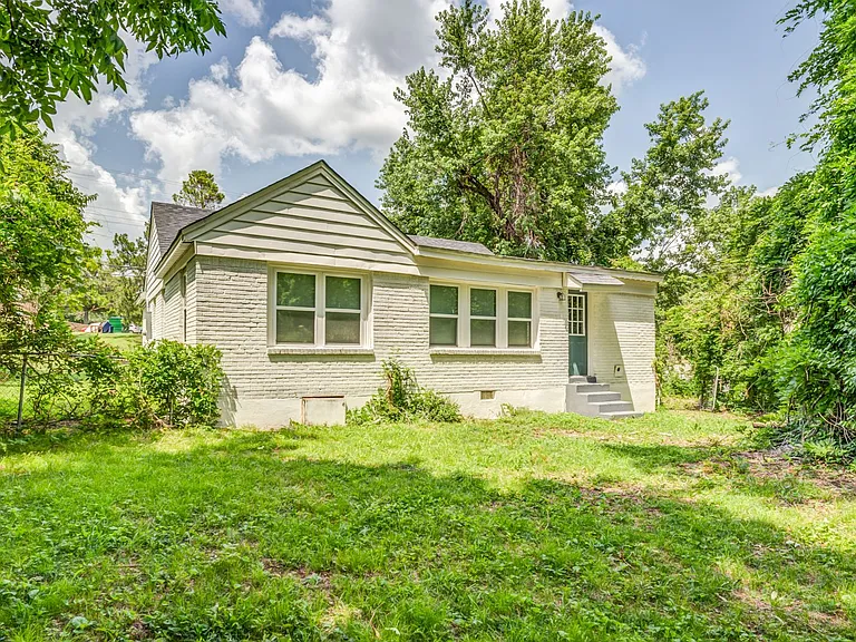 1473 Oberle Ave — Photo 17