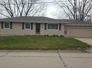 107 Maple Dr, Treynor, IA 51575