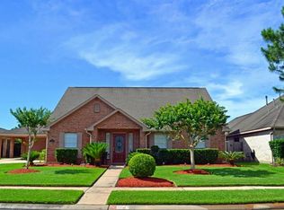 6611 Ray Rd, Pasadena, TX 77505