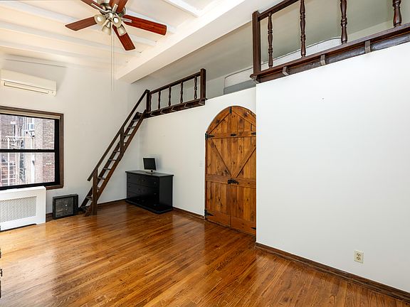 2nd image of 50 W 86th St APT A3