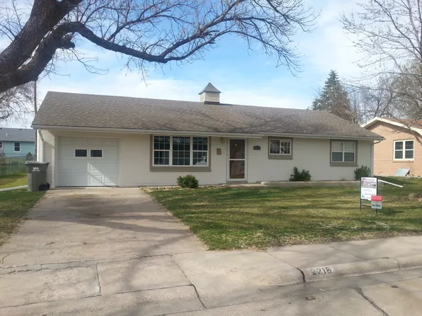 2216 W Phoenix Ave, Grand Island, NE 68803