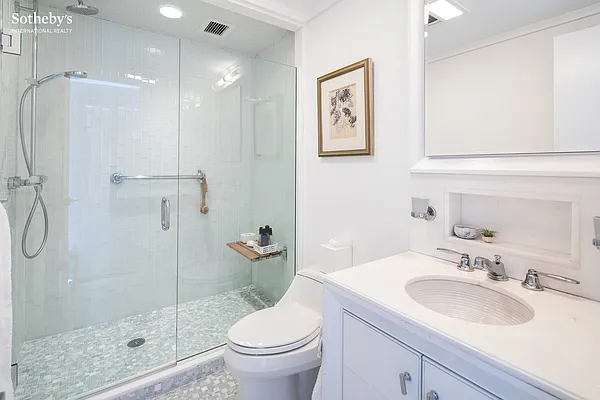 Sold by Sotheby's International Realty | media 8