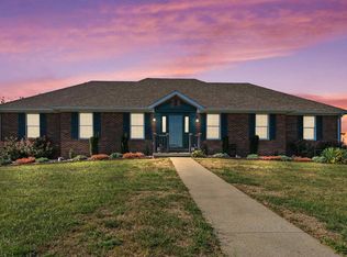 378 Dallas Dr, Hustonville, KY 40437