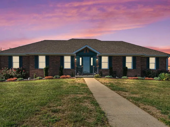 378 Dallas Dr, Hustonville, KY 40437