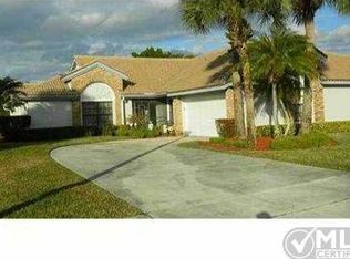 8080 Cassia Dr, Boynton Beach, FL 33472