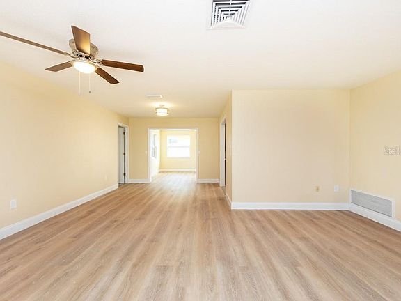 4th image of 14231 Iroquois Ave
