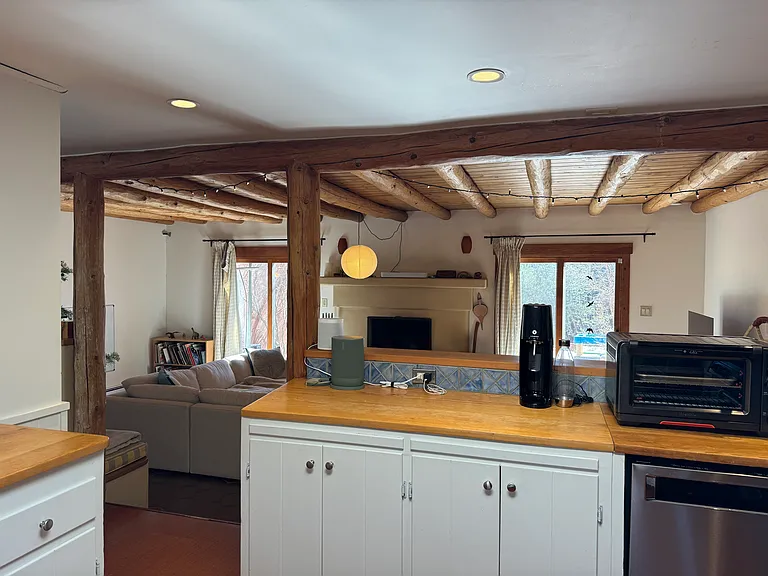 1921 Fort Union Dr — Photo 15