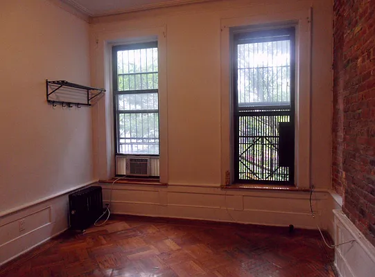 Rented by Sunrise Real Estate | media 3