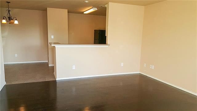 1st image of 2675 Lovers Ln Unit 3