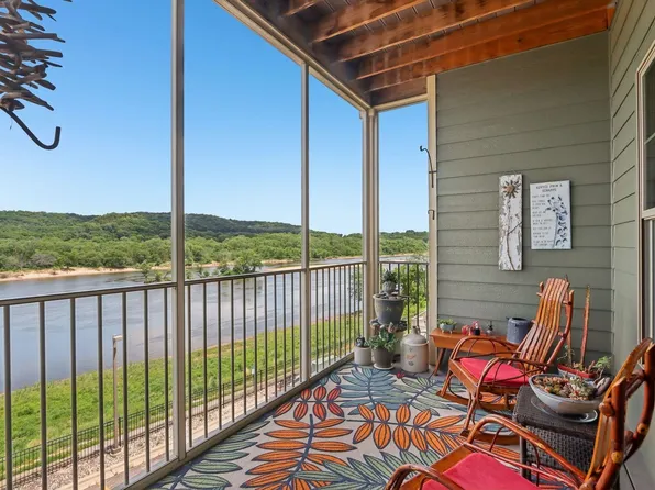 440 Water St Unit 212, Prairie Du Sac, WI 53578