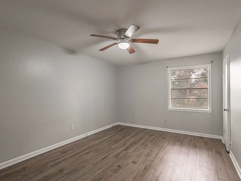 818 University Ave #3 — Photo 13