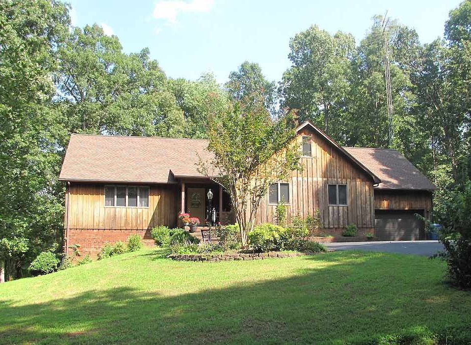 1st image of 819 Sunset Dr