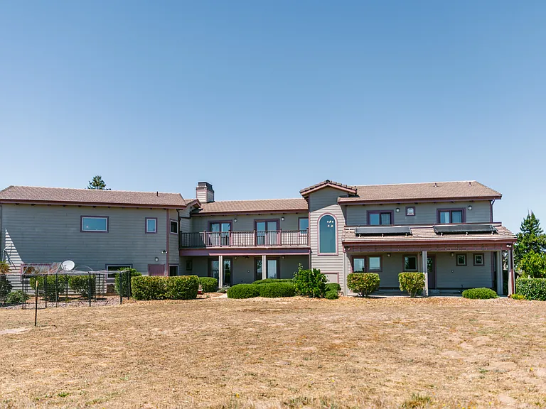300 Corona Rd — Photo 29