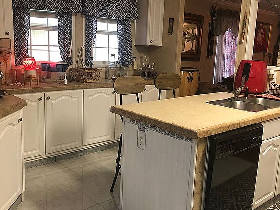 3rd image of 3878 Kenskill Cir #89