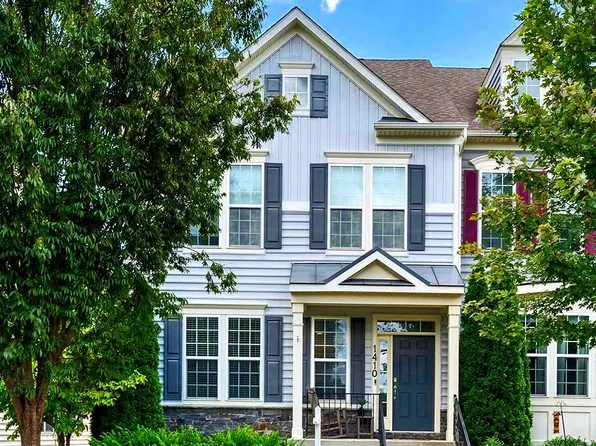 1410 Scheer St, Brunswick, MD 21716