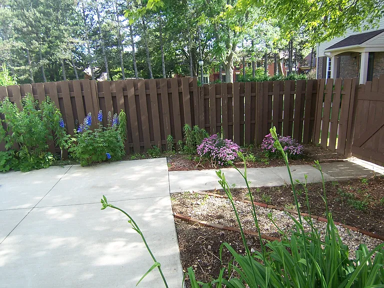 3306 Alpine Dr — Photo 9