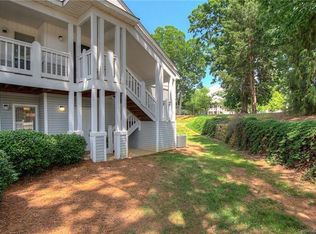 820 Hamiltons Harbor Dr, Lake Wylie, SC 29710