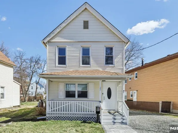 22 Treptow St, Little Ferry, NJ 07643