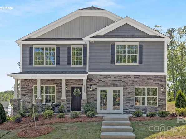 5524 Pamplona Way, Charlotte, NC 28214