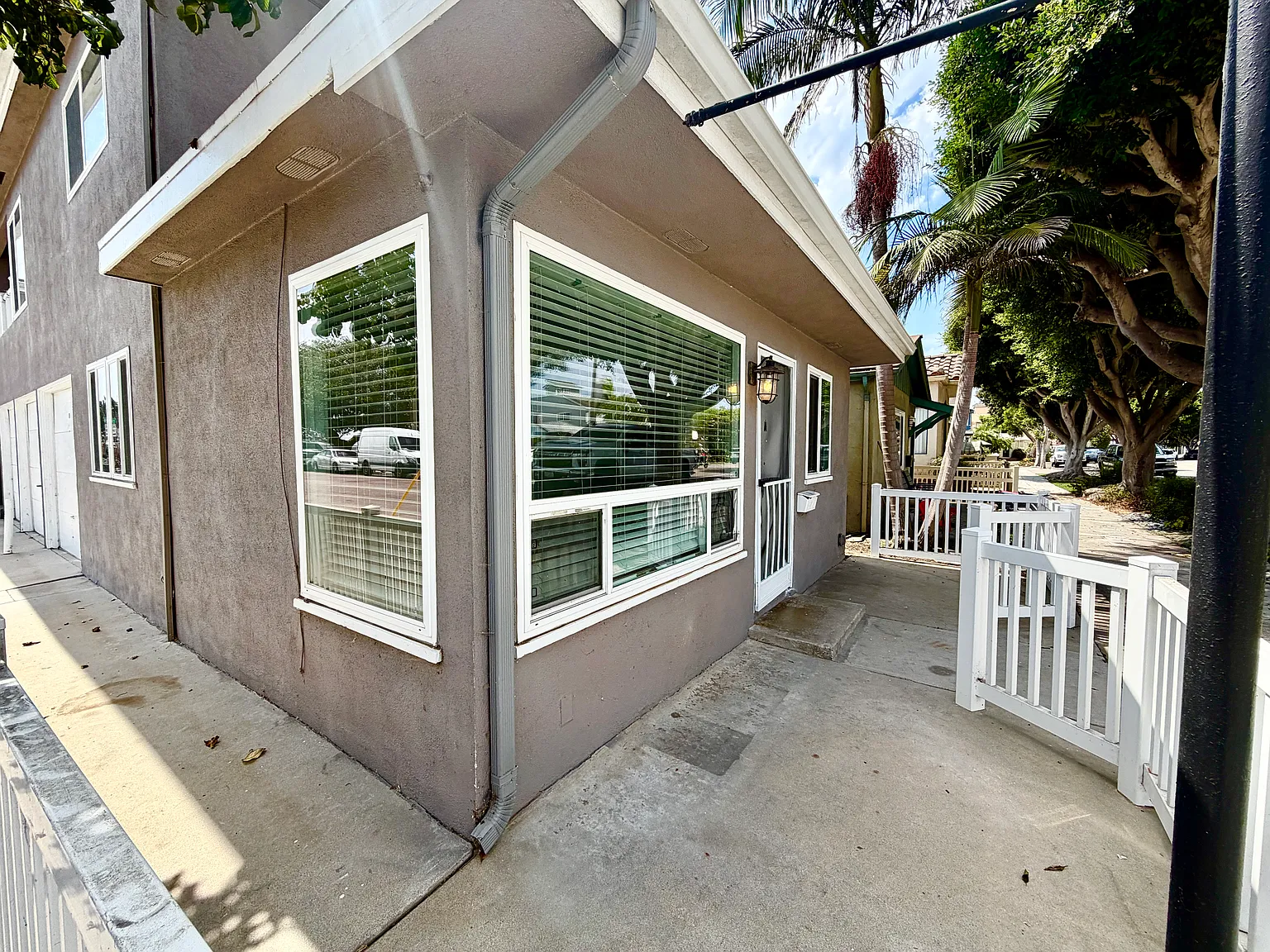 1 bed, 390 sqft, $2,625 — Photo 3